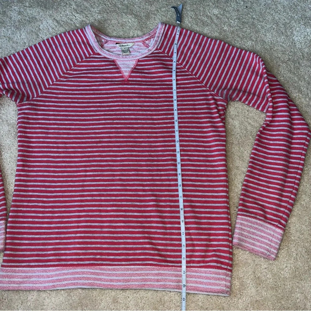 G.H. Bass Women’s Gray & Red Striped Sweatshirt - Size S - EUC - Cotton Blend - Picture 5 of 6